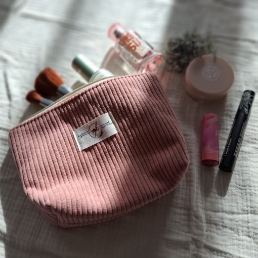 Petite trousse zippée en velours côtelé couleur rose de bois
