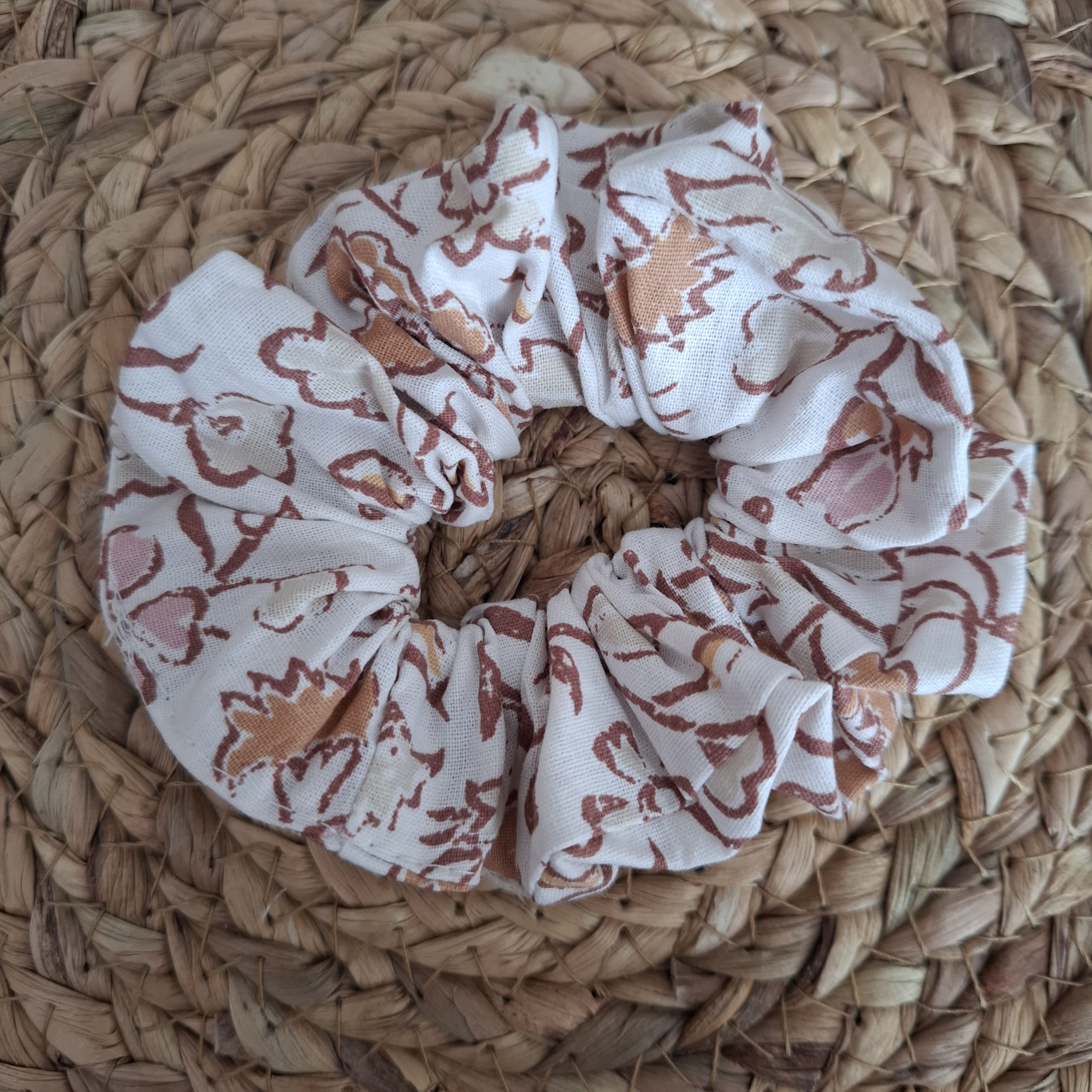 chouchou coton imprimé fleurs indienne blanc
