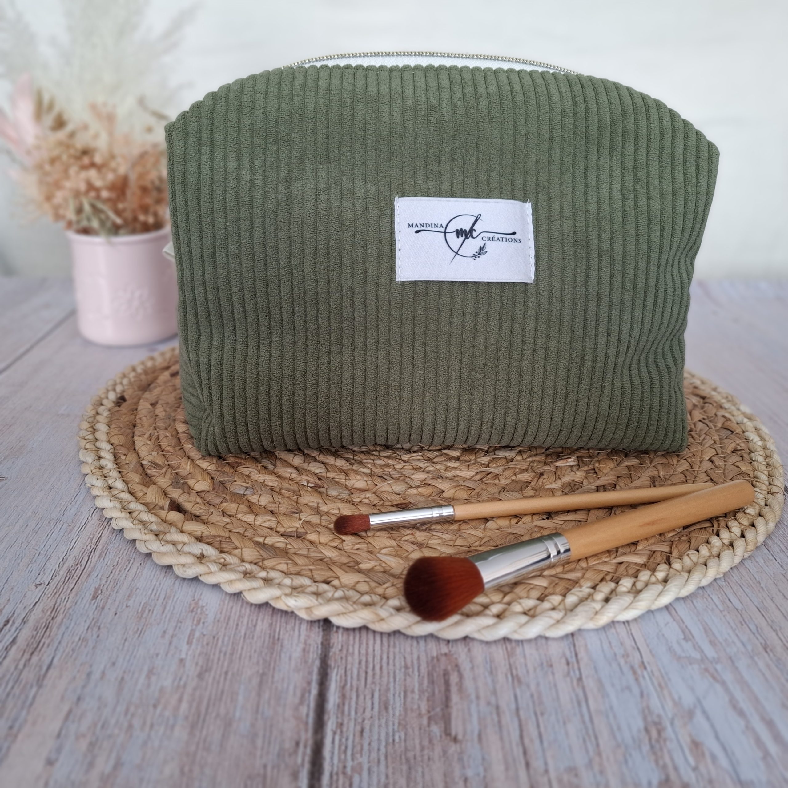 Trousse de toilette velours côtelé vert kaki