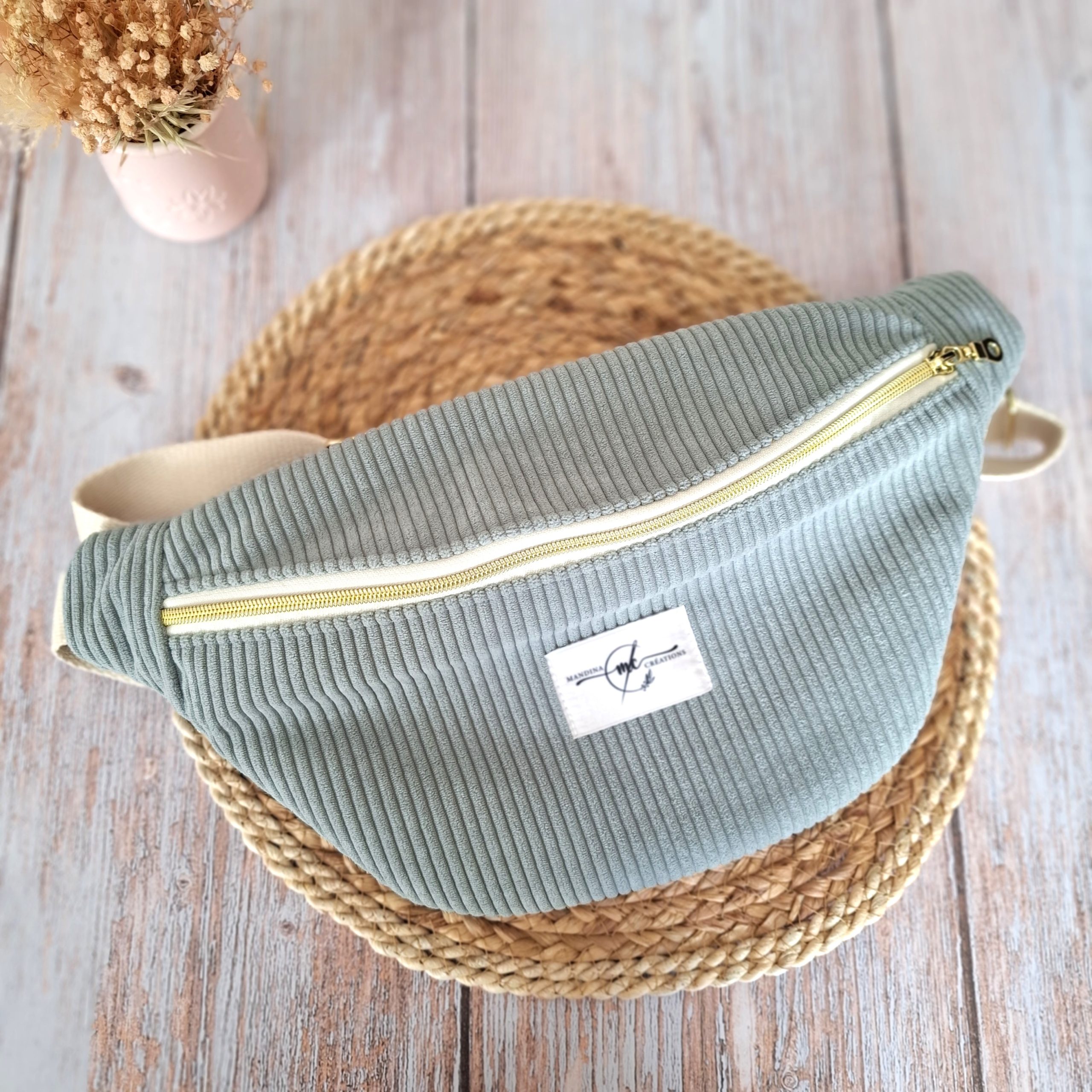 sac banane velours côtelé huggy vert lichen